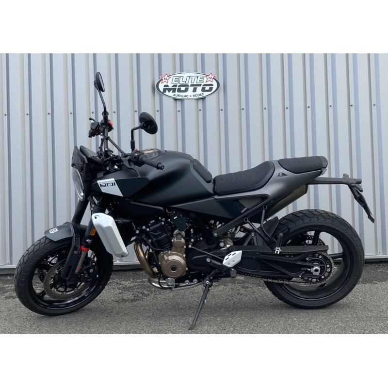 HUSQVARNA 801 SVARTPILEN 2024 HUSQVARNA 801 SVARTPILEN 2024