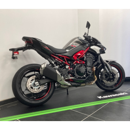 KAWASAKI Z900 2025