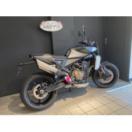 HUSQVARNA 801 SVARTPILEN 2024
