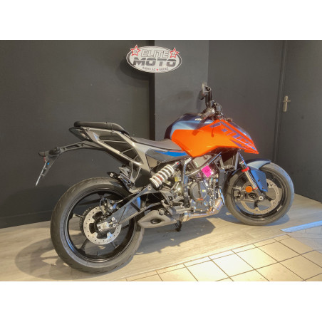 KTM 125 DUKE 2024 ORANGE