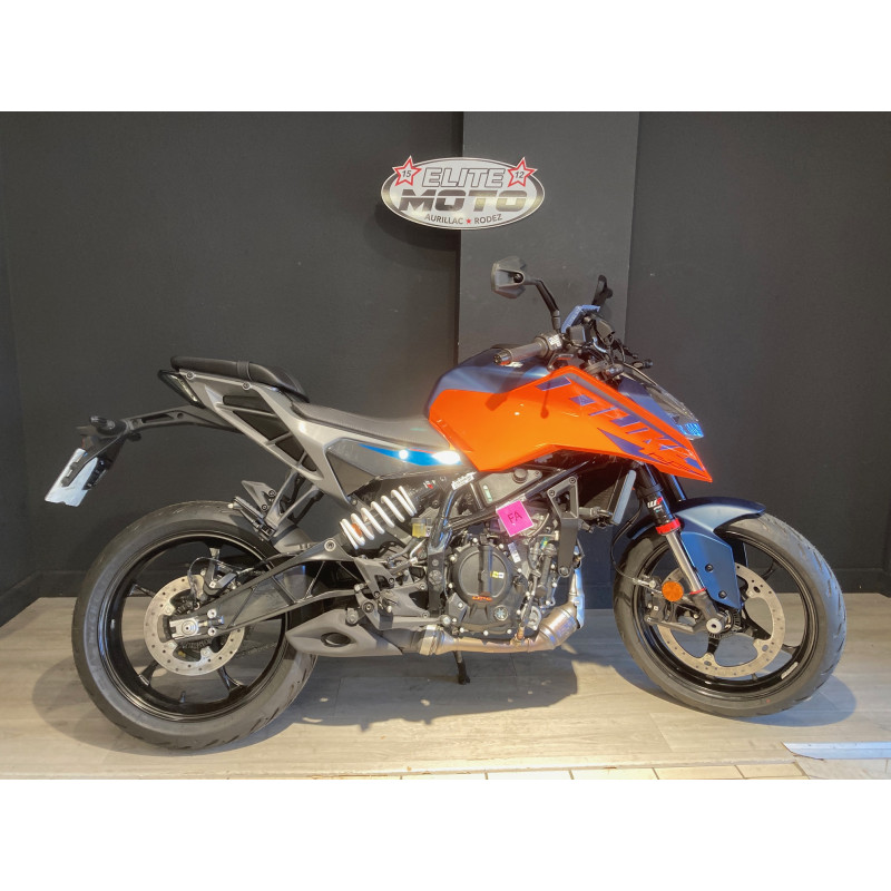 KTM 125 DUKE 2024 ORANGE