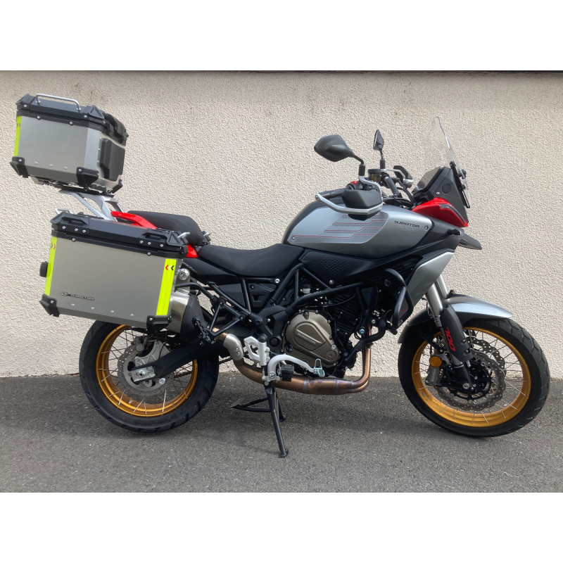 QJMOTOR SRT 700 SX TOURING 2025