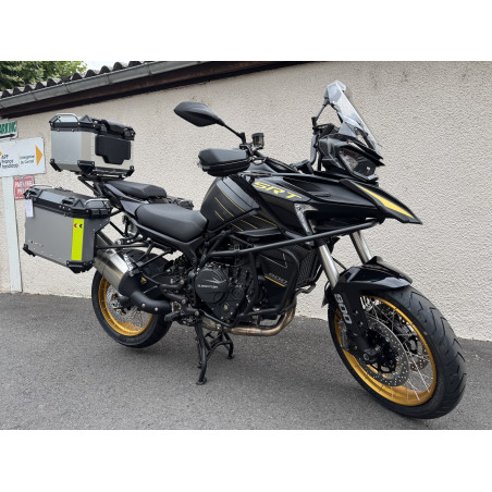 QJ MOTOR SRT 900 SX TOURING