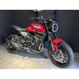 MOTO MORINI 650 SEIEMMEZZO 2022