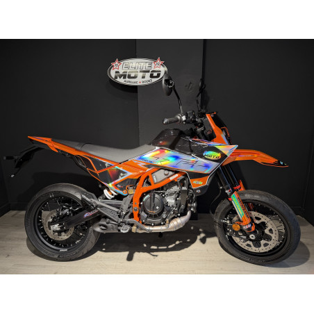 KTM 390 SMC-R 2025 HOLOGRAPHIQUE