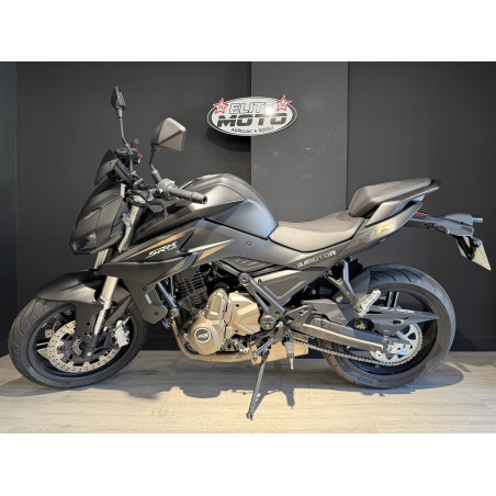 QJ MOTOR 700 SRK 2025 - 79KMS