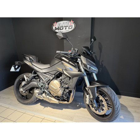 QJ MOTOR 700 SRK 2025 - 79KMS