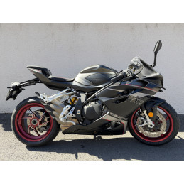 QJ MOTOR SRK 921 RR 2025 - 334KMS